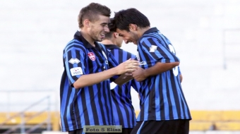 Allenamento a buon ritmo sul prato dell'Arena